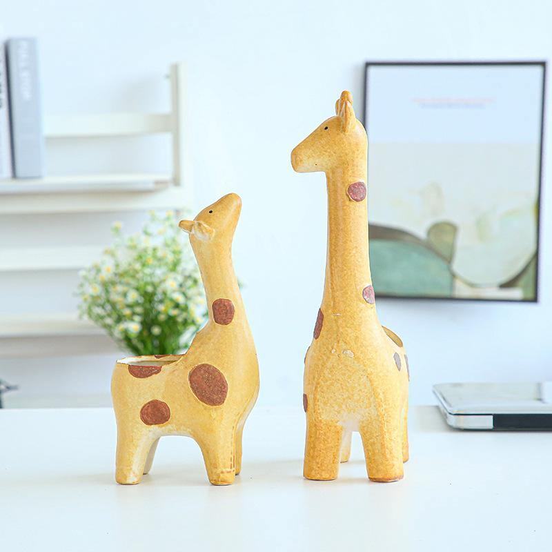 Set of 2 Ceramic Giraffe Succulent Flower Pot  huemabe - Creative Home  Decor