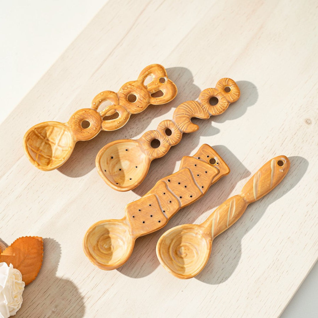 Creative Bread Ceramic Spoon – Long Handle Soup Spoon