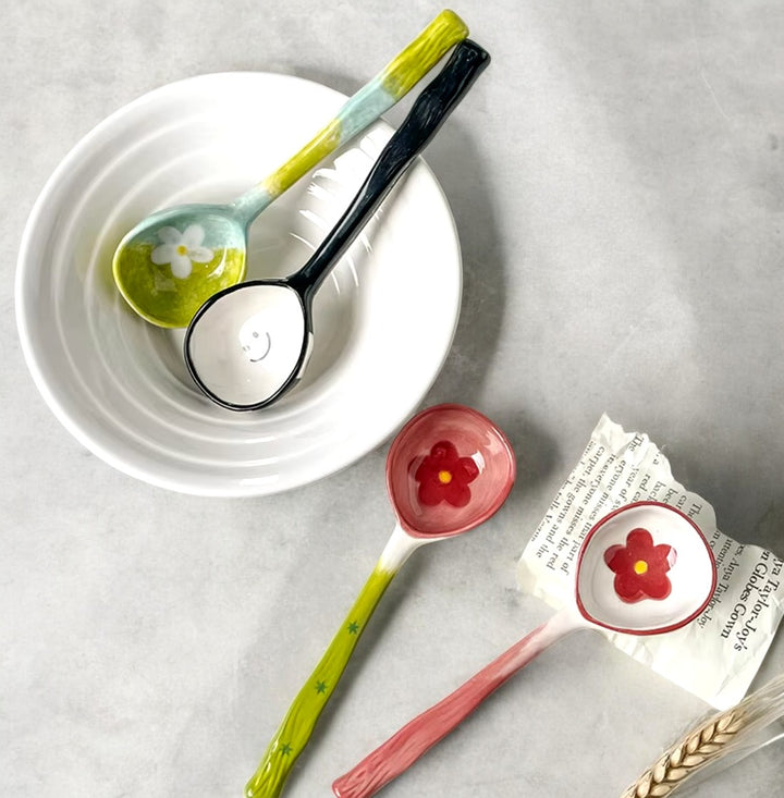 Cute Design Ceramic Long Handle Soup Spoon