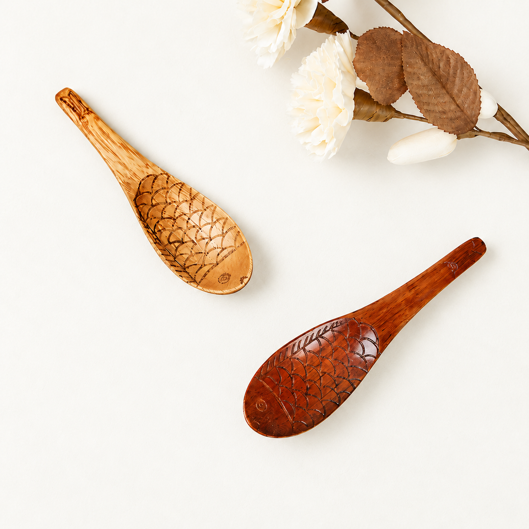 Japanese Fish Shaped Wooden Spoon – Carved Chestnut Wood