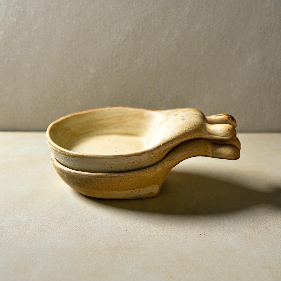 Rustic Rabbit-Shaped Ceramic Sauce Dish with Vintage Style