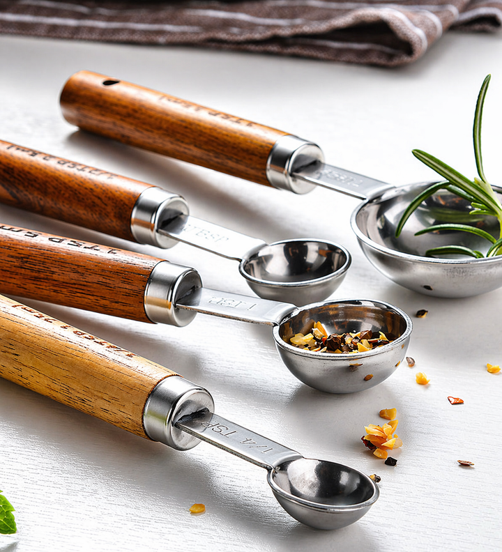 Silver Stainless Steel Measuring Cups Set