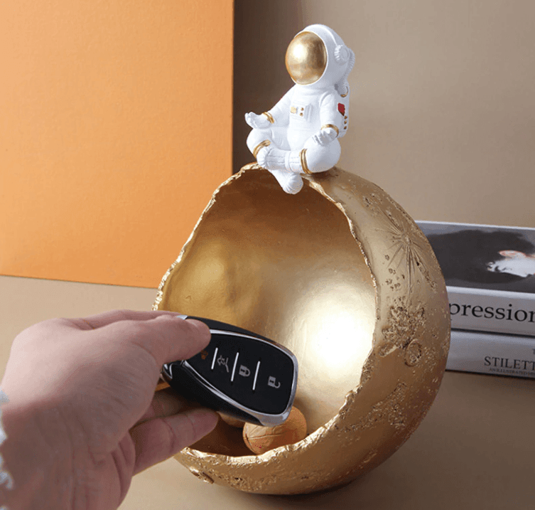 Astronaut Resin Storage Organizer - huemabe - Creative Home Decor
