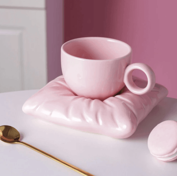 Coffee Cups with Pillow Shape Plates - huemabe - Creative Home Decor