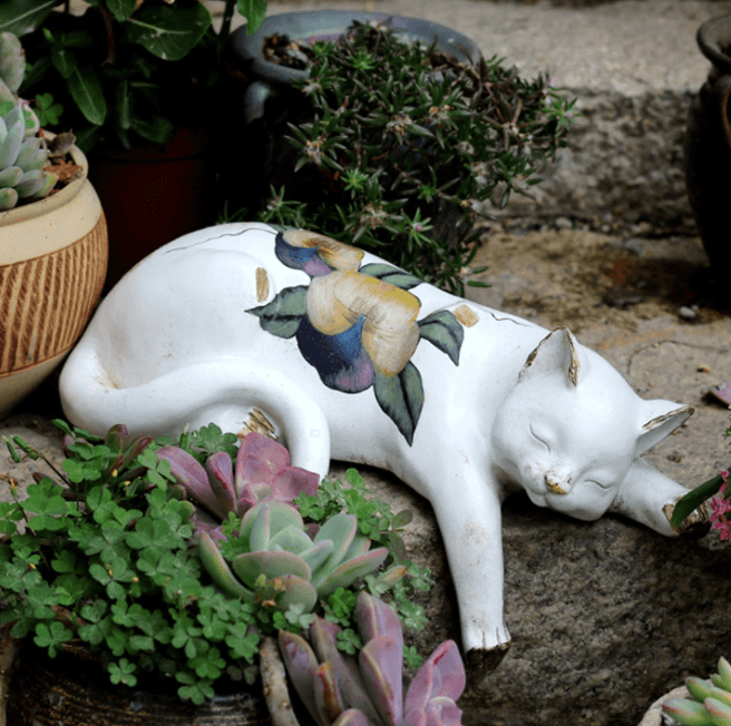 Lazy White Cat Sculpture - huemabe - Creative Home Decor