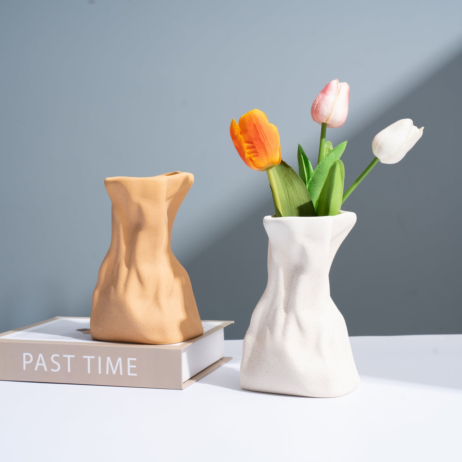 Pleated Cloth Shape Ceramic Vase - huemabe - Creative Home Decor