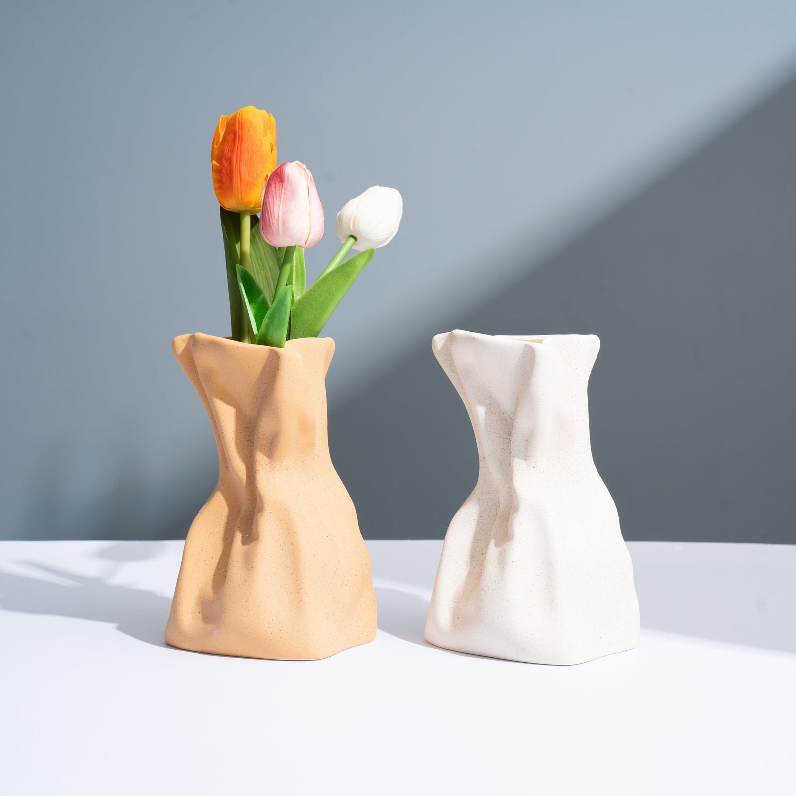 Pleated Cloth Shape Ceramic Vase - huemabe - Creative Home Decor