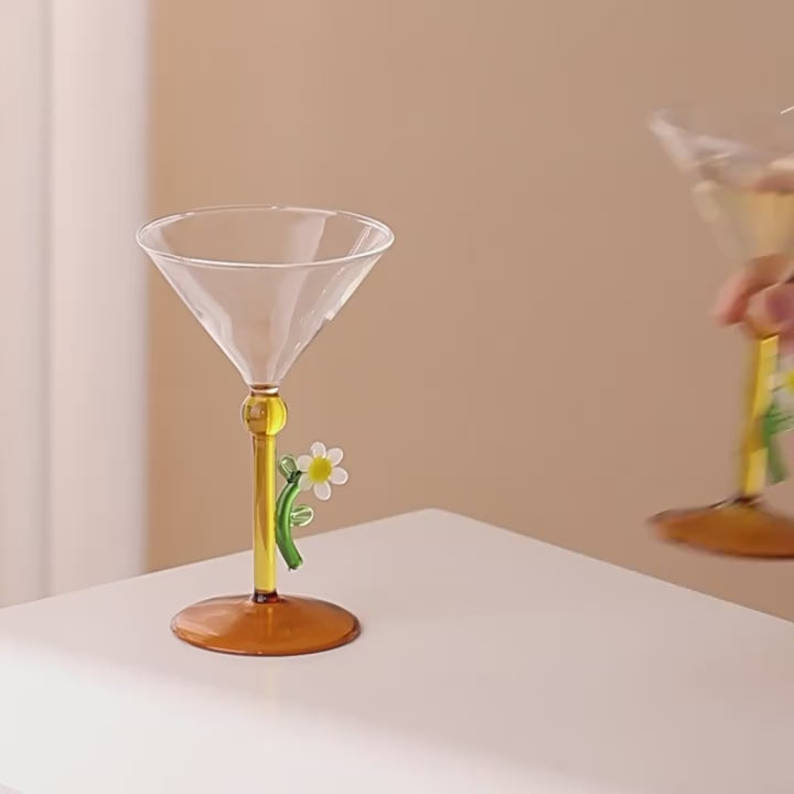 Daisy Stem Cocktail Glass – Creative Floral Martini Cup