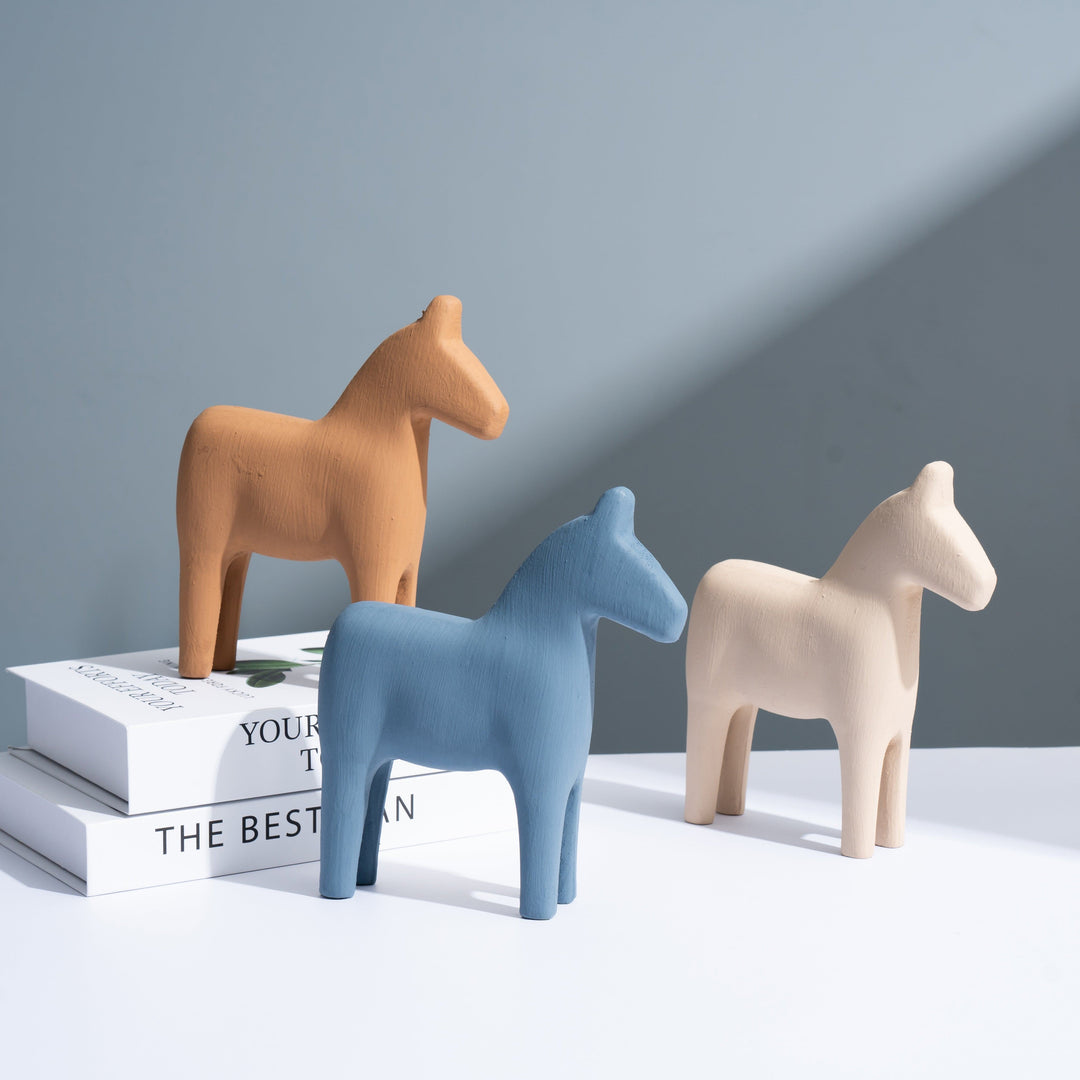 Resin Creative Minimalism Horse Decoration Ornaments - huemabe - Creative Home Decor