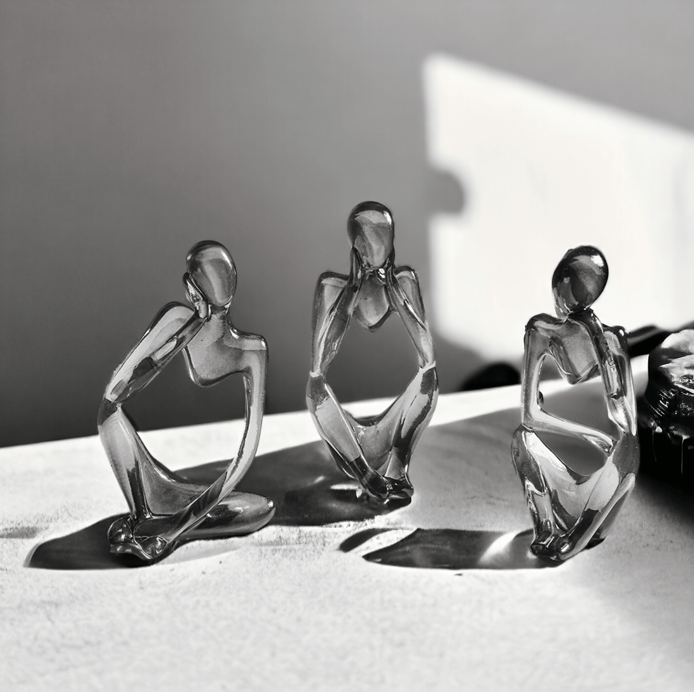 Set of 3 Gray Nordic Style Resin Abstract Figure Ornaments - huemabe - Creative Home Decor