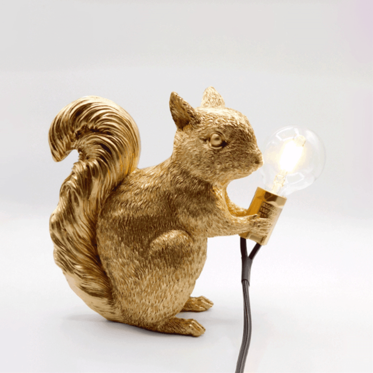 Squirrel Table Lamp - huemabe - Creative Home Decor