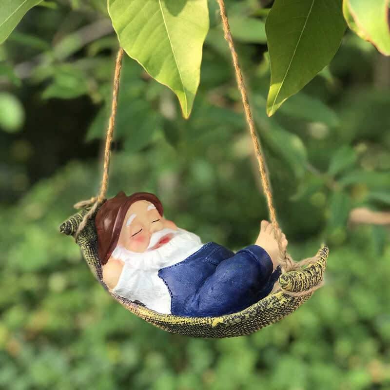 Swing Simulation Resin Outdoor Garden Statue - huemabe - Creative Home Decor