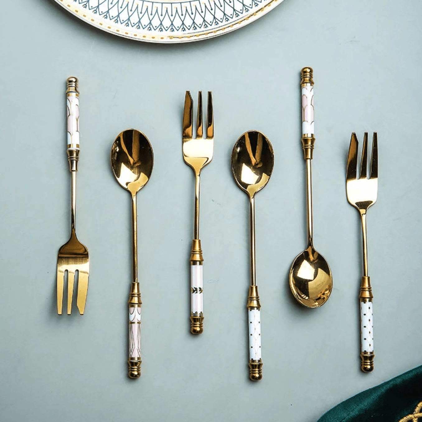 Vintage Gold Spoons Fork Set - huemabe - Creative Home Decor