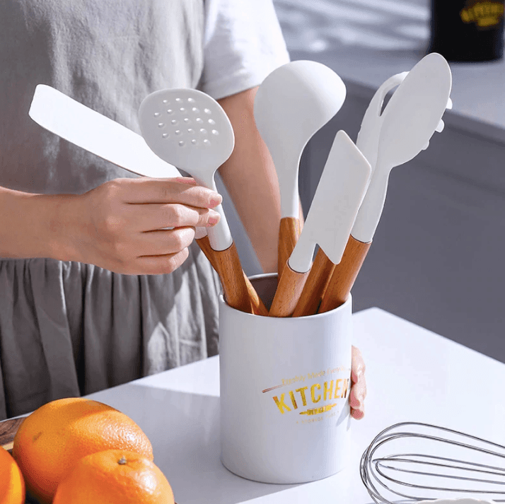 White / Black Silicone Kitchen Utensils Set - huemabe - Creative Home Decor